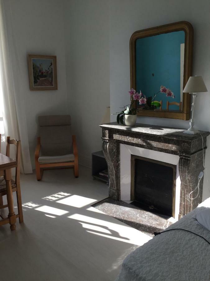 Le Saint-Remy Apartment Epernay Exterior photo